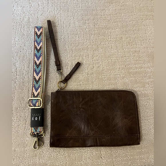 joy Susan Brown Wristlet/crossbody purse with detachable Multicolor Strap - Picture 1 of 4
